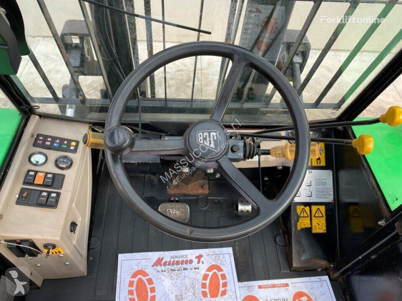 Stivuitor toate terenurile JCB 926