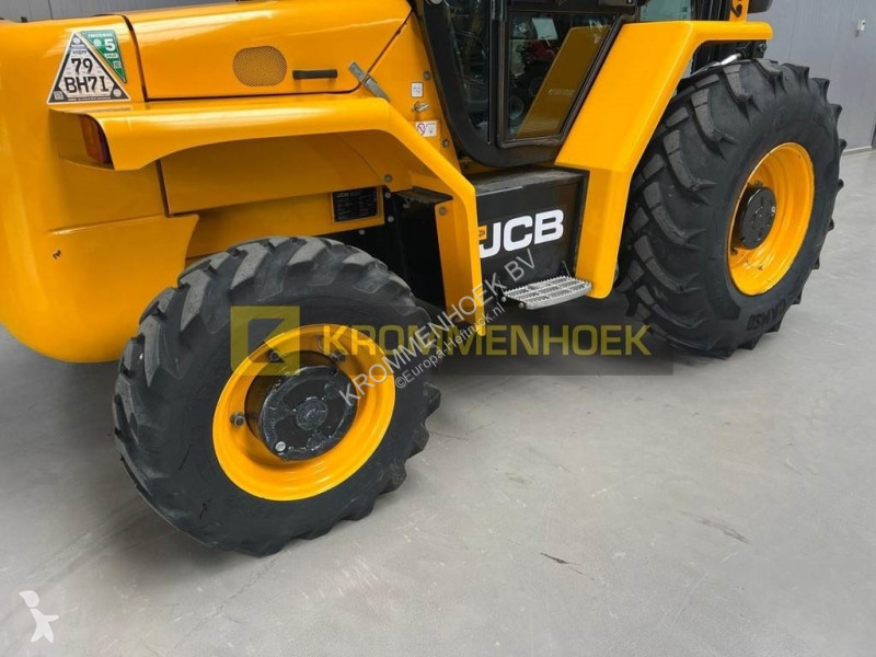 Chariot tout terrain JCB 940
