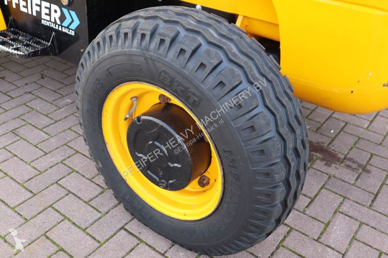 Carretilla todoterreno JCB 930-4 T4 Valid...