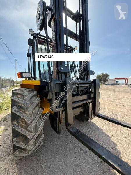 Carretilla todoterreno JCB 926
