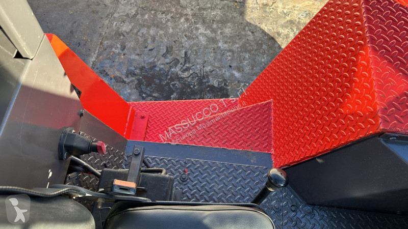 رافعة شوكية لجميع التضاريس Manitou MB60H 4X2