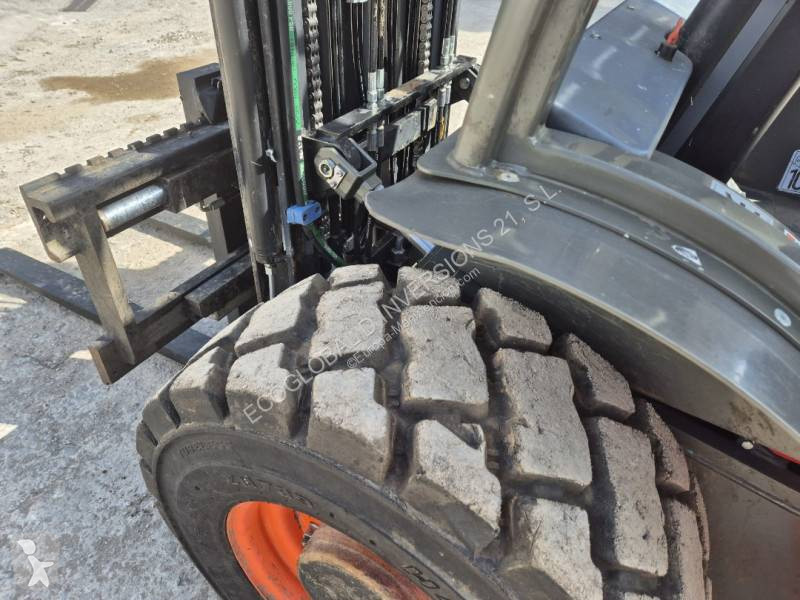 رافعة شوكية لجميع التضاريس Ausa C201 H X4