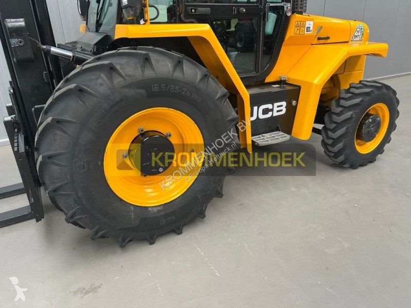 Chariot tout terrain JCB 940