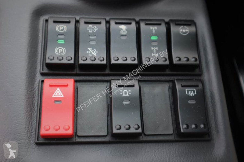 رافعة شوكية لجميع التضاريس Manitou MC25-4 Valid...