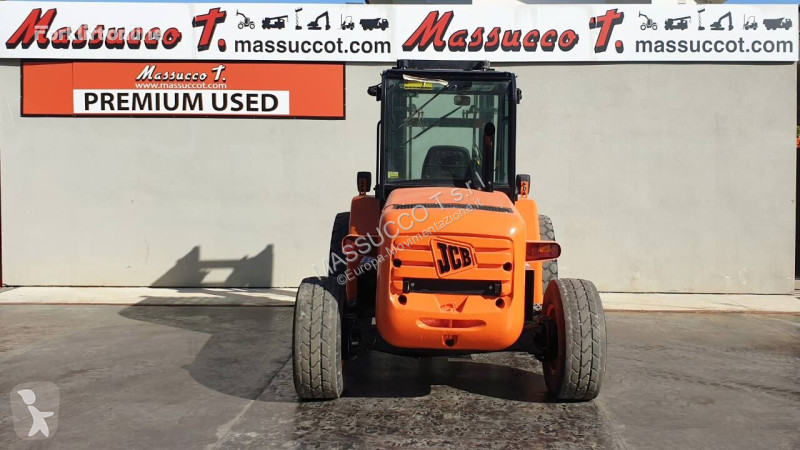 Chariot tout terrain JCB 940 4x2