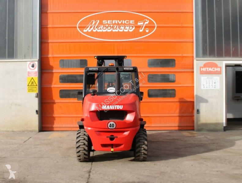 Carretilla todoterreno Manitou MC30-4 DK 4X4