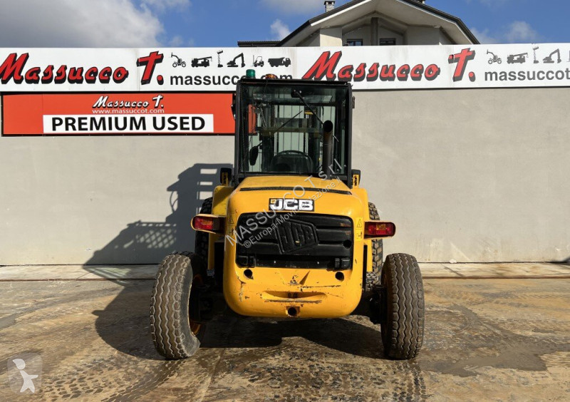 رافعة شوكية لجميع التضاريس JCB 926
