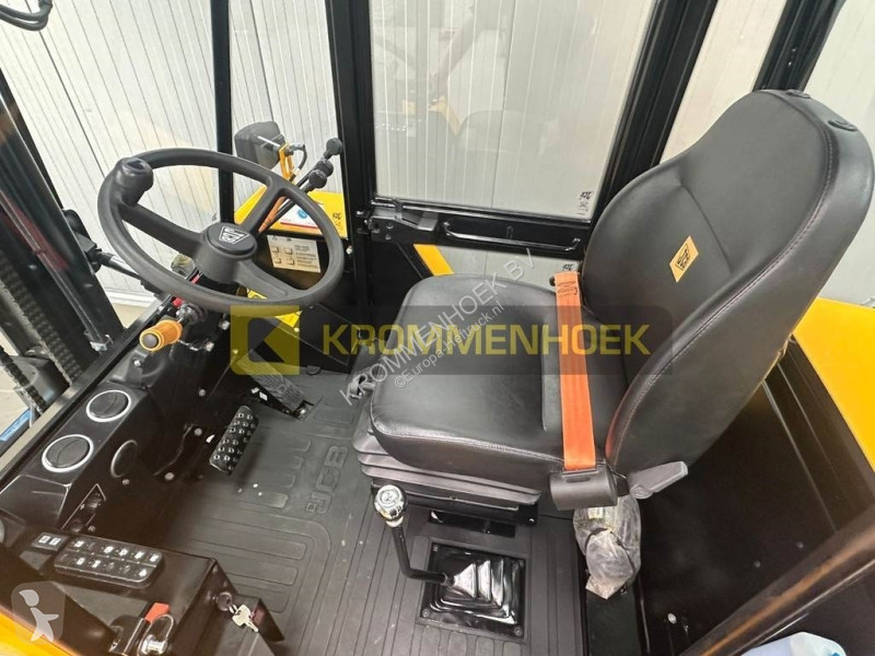Carretilla todoterreno JCB 940