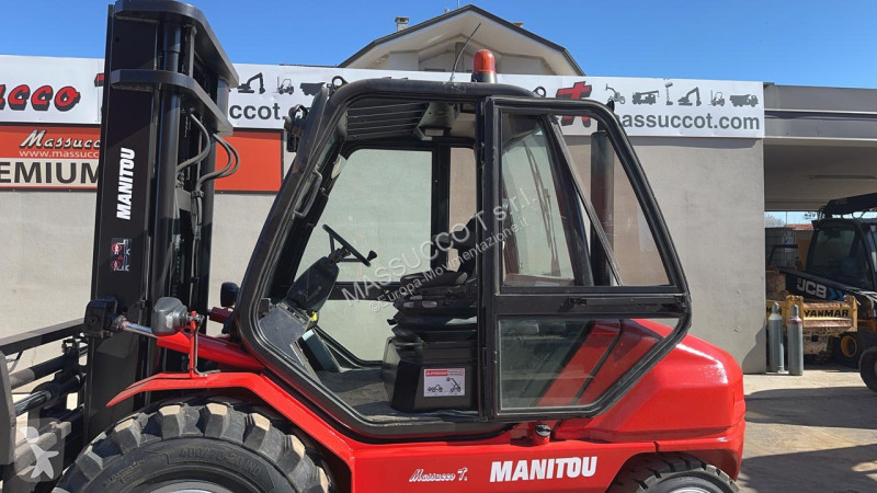 رافعة شوكية لجميع التضاريس Manitou MSI 50 4X2
