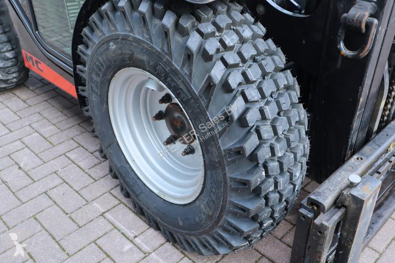 Ruw-terrein heftruck Manitou M25-4 Valid...