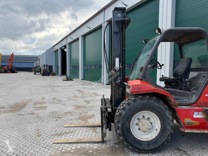 Terepjáró targonca Manitou MC30 MANUAL GEARBOX