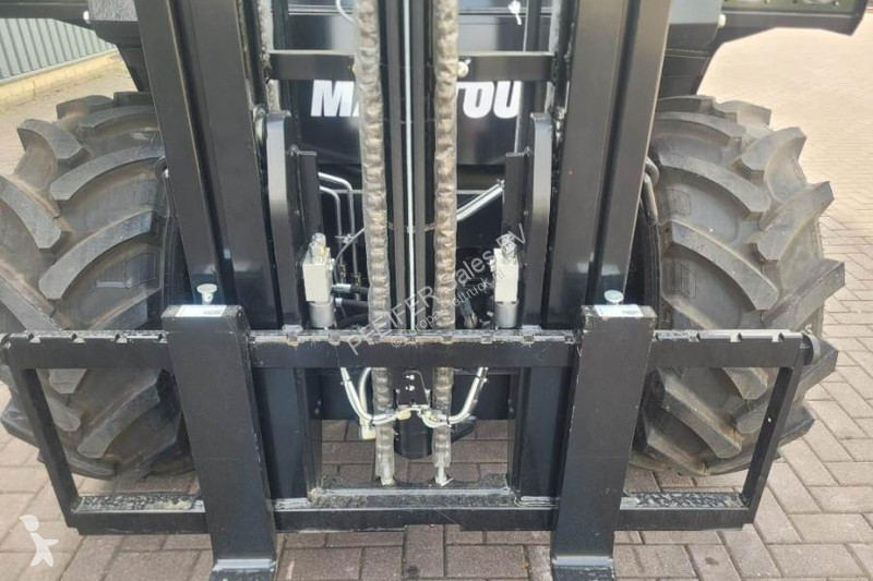 Terénny vysokozdvižný vozík Manitou M30-4 D ST5...