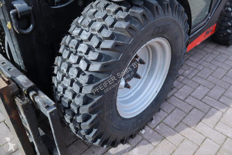 Terénny vysokozdvižný vozík Manitou MC25-4...
