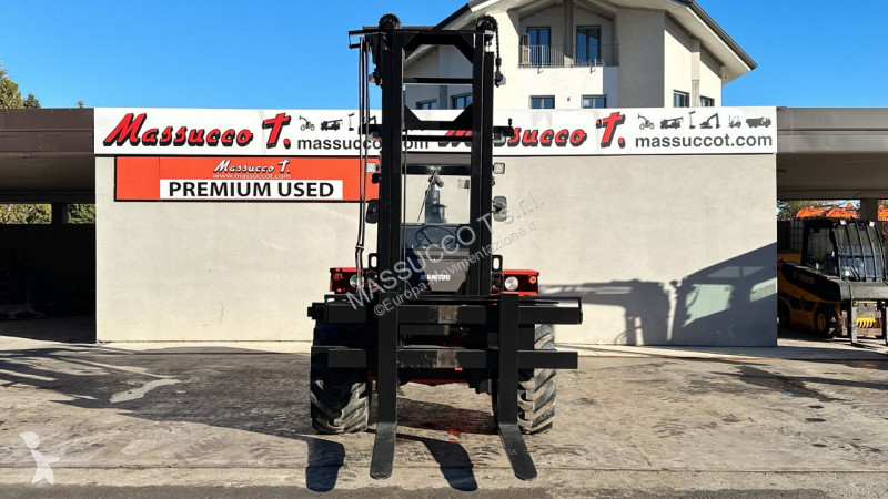 رافعة شوكية لجميع التضاريس Manitou MB60H 4X2