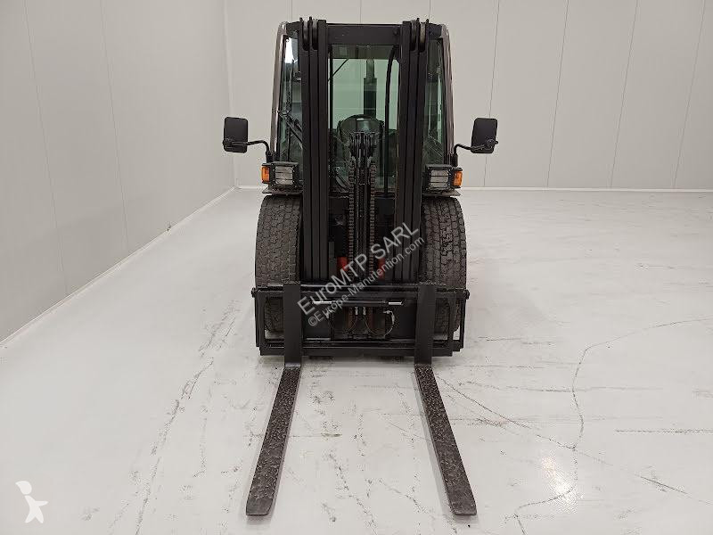 رافعة شوكية لجميع التضاريس Manitou 25T