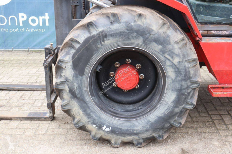 Carretilla todoterreno Manitou 304