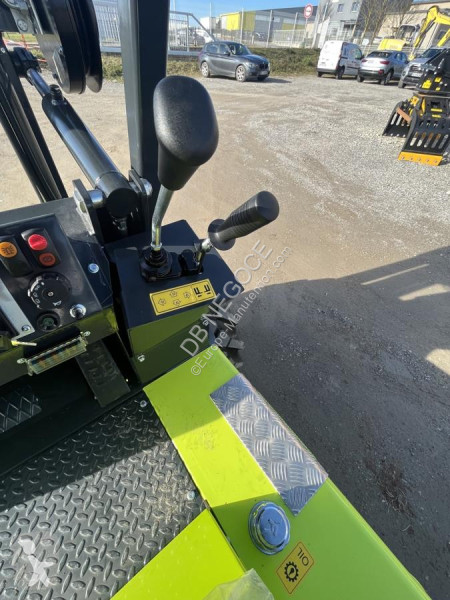 Stivuitor toate terenurile Agrimac-Agria  TW 16