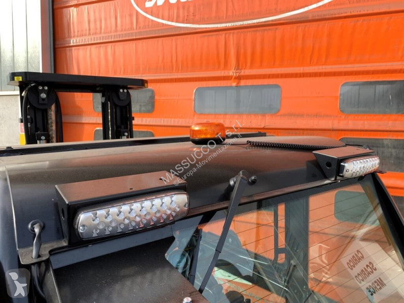 Carretilla todoterreno Manitou MC30-4 DK 4X4