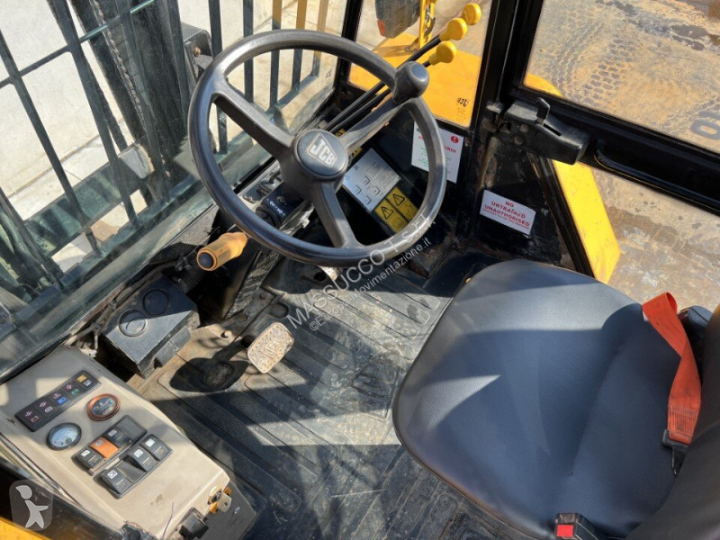 رافعة شوكية لجميع التضاريس JCB 926