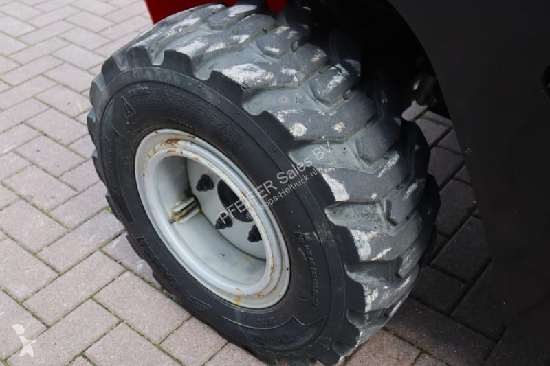 Terénny vysokozdvižný vozík Manitou MC25-4...