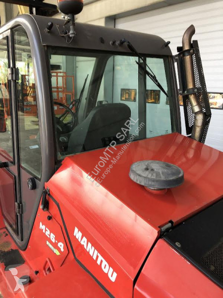 رافعة شوكية لجميع التضاريس Manitou