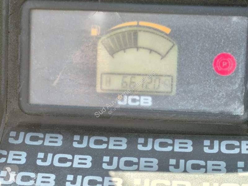رافعة شوكية لجميع التضاريس JCB