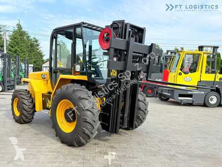 Chariot tout terrain JCB