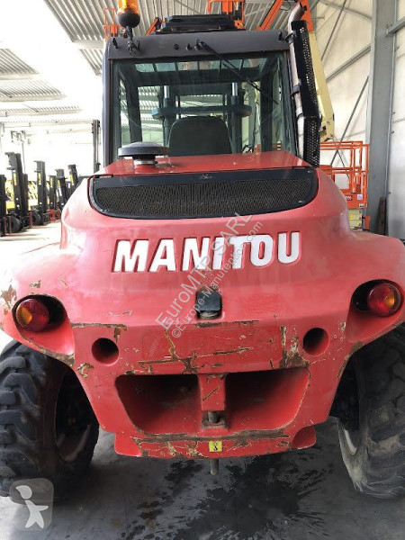 رافعة شوكية لجميع التضاريس Manitou