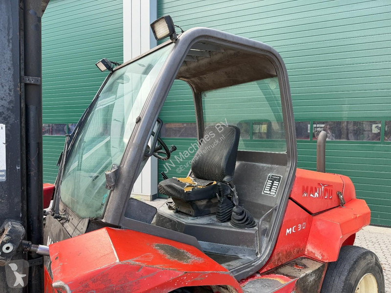Terepjáró targonca Manitou MC30 MANUAL GEARBOX