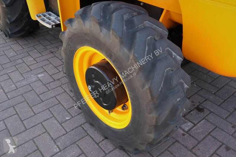 Chariot tout terrain JCB -4 T4 Valid...