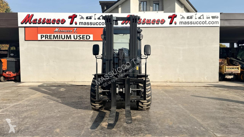 Carretilla todoterreno  CLG2035H 4X4