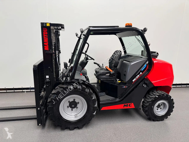 Carretilla todoterreno Manitou MC25-4 D K ST5...