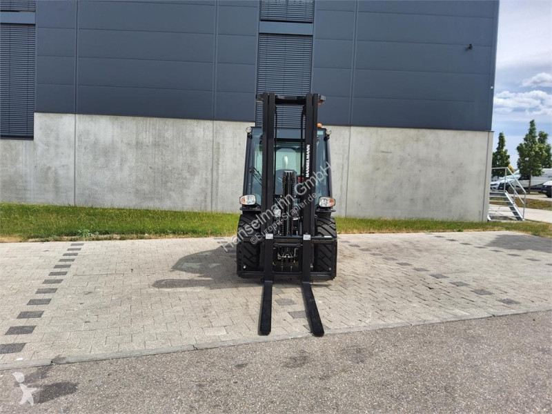 رافعة شوكية لجميع التضاريس Manitou 30D K