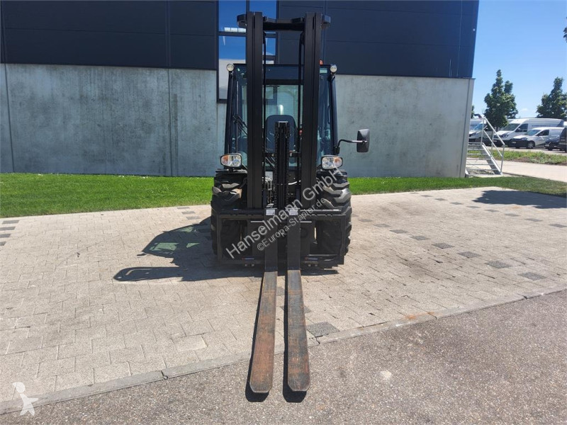 Terénny vysokozdvižný vozík Manitou MC 304