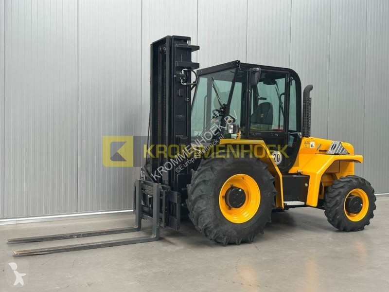 Carretilla todoterreno JCB 940