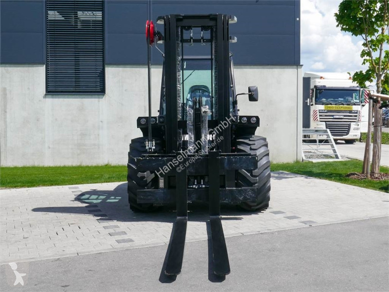 Stivuitor toate terenurile Manitou M 50-4