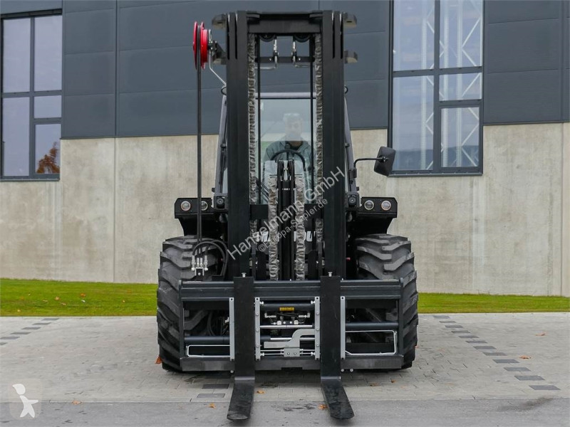 Stivuitor toate terenurile Manitou M 50-4