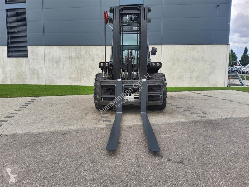 Stivuitor toate terenurile Manitou M 50-4