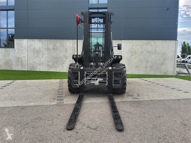 Stivuitor toate terenurile Manitou M 50-4