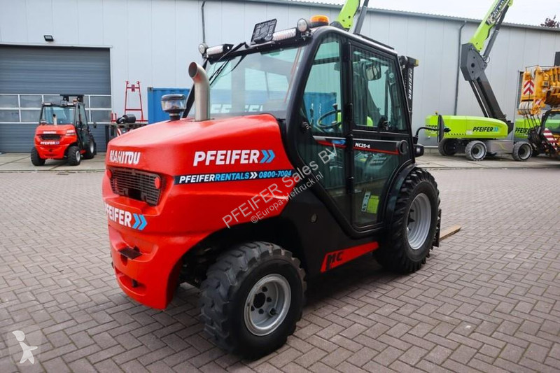 Ruw-terrein heftruck Manitou MC25-4 Valid...