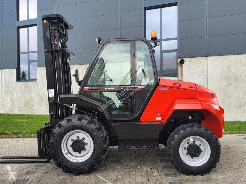 رافعة شوكية لجميع التضاريس Manitou 304
