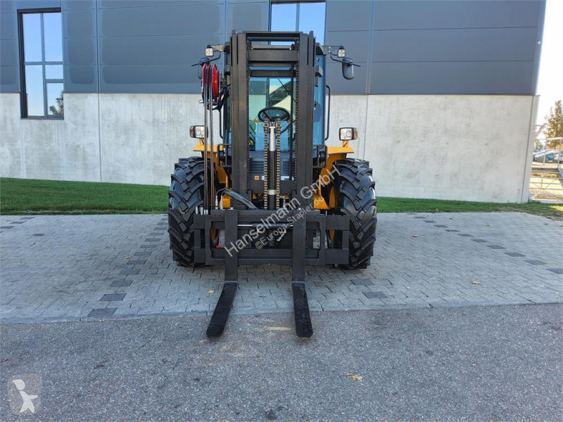 Chariot tout terrain JCB 940-4 SV