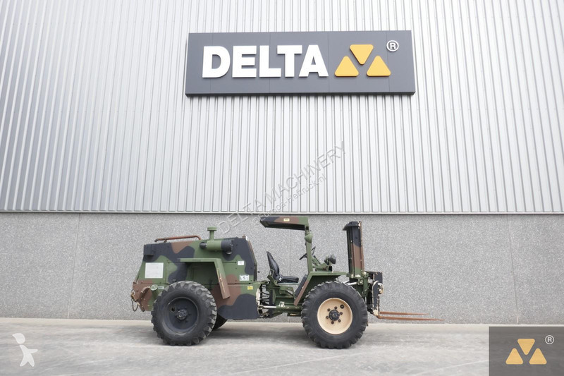 Carrello elevatore fuoristrada M4K Ex-army