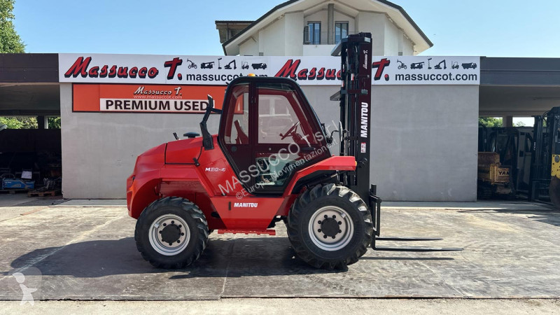 رافعة شوكية لجميع التضاريس Manitou 4x4