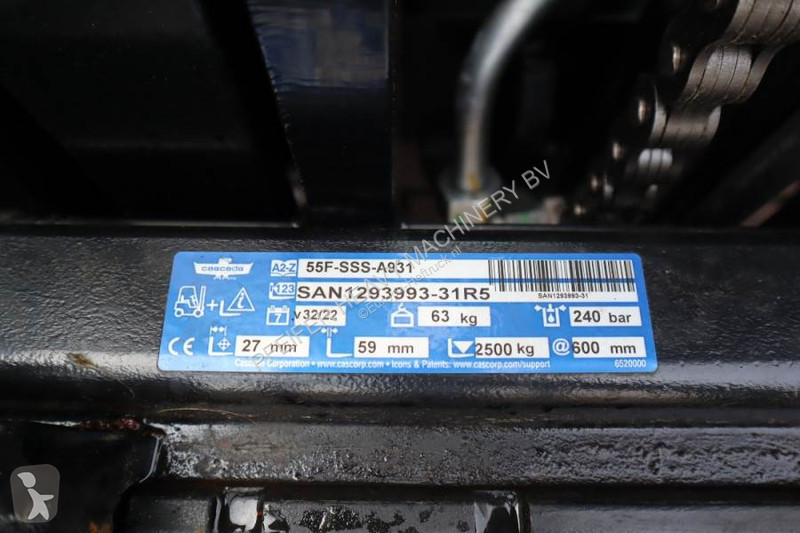رافعة شوكية لجميع التضاريس Manitou MC25-4 Valid...