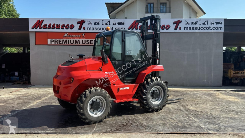 رافعة شوكية لجميع التضاريس Manitou 4x4
