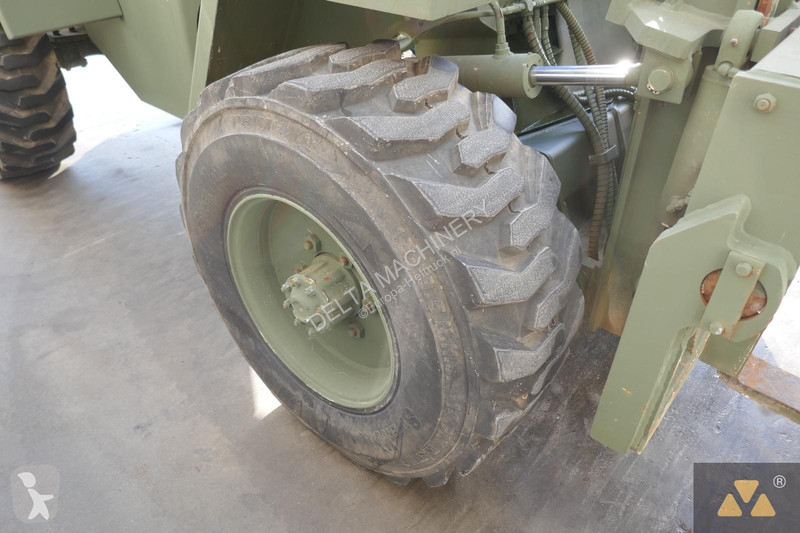 Ruw-terrein heftruck  M4K Ex-army
