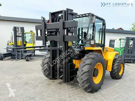 Chariot tout terrain JCB