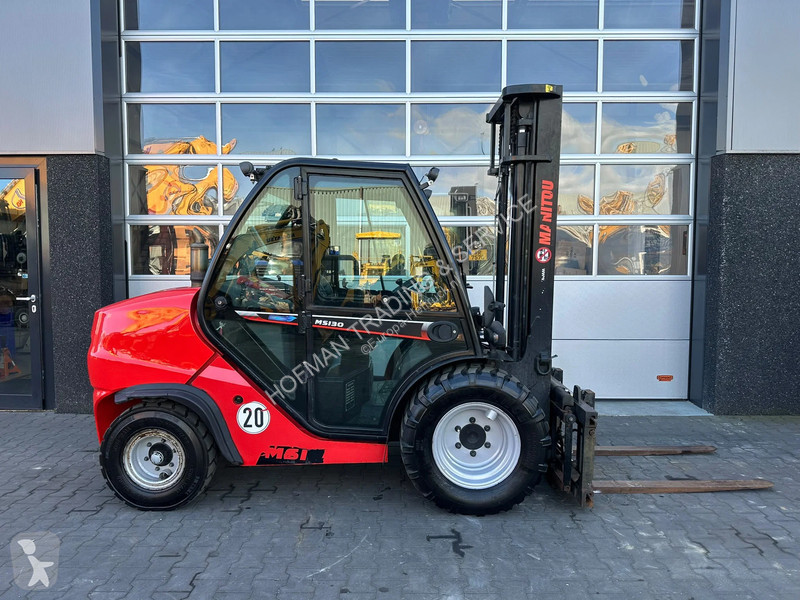 رافعة شوكية لجميع التضاريس Manitou