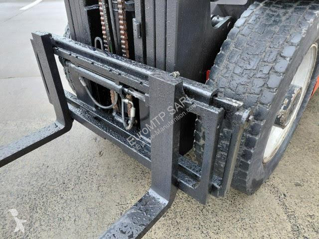 رافعة شوكية لجميع التضاريس Manitou 25T